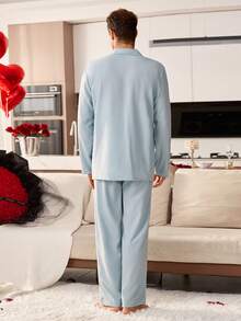 CoupledUp 情侣纯色翻领开衫睡衣套装 - 霧霾藍 - 查看 5