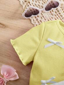 SHEIN LMoss Kids 2pcs/Set Baby Girl Cute Bow Knit Short Sleeve Top, Versatile Summer For Cute Tops Baby Tops Baby Tees Baby Doll Shirts Baby T Shirts - White - View 3