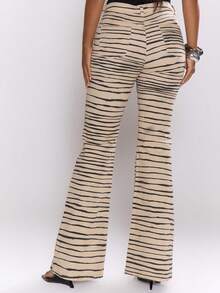 MUSERA 修身不对称低腰印花喇叭牛仔裤，酷女孩风格，外出性感，深红色冬季时尚单品 - 卡其色 - 查看 2