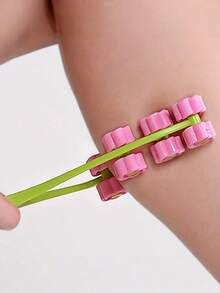 1 Piece 6-Wheel Face Roller Skin-Friendly Soft Material Lifting And Firming Massager V Shape Contouring Reduce Puffiness Manual Portable Flower Design Facial Lifting Tool Beauty Device Home Use Skincare Tool Salon Style Daily Care Firming Massager Double Chin Massager Face Slimming Gift Face Sculpting Roller - Multicolor - View 6