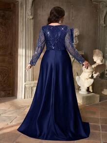 Aureia Vestido largo de satén de sirena con cuello de corazón, manga larga, pecho transparente, drapeado, lujoso bordado de parches y bajo con volantes (diseño muy adornado) para tallas grandes - Azul Marino - Ver 2