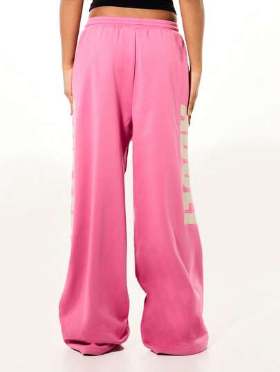 SUMWON WOMEN Oversized Wide Leg Drawstring Sweatpants With Contrast Logo Print For Casual Comfort