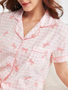 2 件套女士格子蝴蝶结印花 V 领纽扣装饰短袖上衣和裤子睡衣套装，舒适家居服适合夏季，两件套 - 淺粉色 - 查看 8