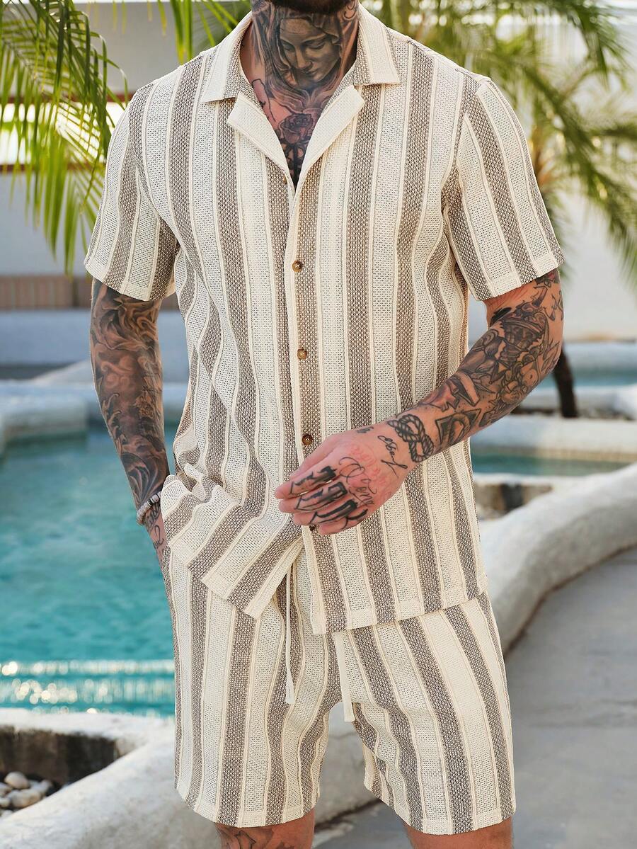 VENTUSAIL 男士卡其色提花条纹休闲度假短袖衬衫和短裤套装 - 卡其色 - 查看 1