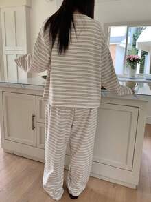 Dazy Plus 两件套休闲条纹宽松睡衣套装 - 长款上衣和长裤，春夏秋季 - 綠色 - 查看 6