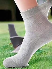 5 Pairs Of Diabetes Breathable Socks, Men's And Women's Knitting Medium Cylinder Non Binding Elastic Socks, Health Gift, High Elasticity Fabric Neutral Socks, Sweet Curse Socks, The Big D Socks, Spiking Socks, Non-Restraining, Flat Knit Upper, Comfortable, Fragrance-Free, Loose Sock - Multicolor - View 2