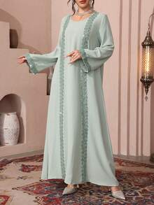 Al Najma Embroidered & Beaded Detailed Long Sleeve Arabic Style Dress For Women - Green - View 4