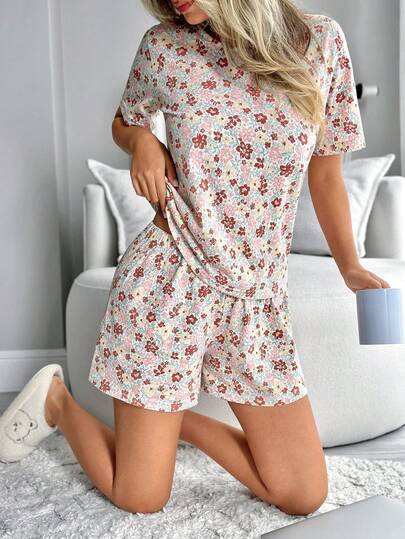 EURMUSE Women Cotton Floral Pattern Detail Round Neck Short Sleeved Shirt&Shorts Homewear Comfort Pajama Set Pj Sets For Women Short Sleeve Pajama Sets For Women Round Neck Lounge Sets For Women Short Sets Women Summer Pajama Sleep Wear Women Summer Floral Pj Set Lace Summer Pj Set Vintage Pajama Set