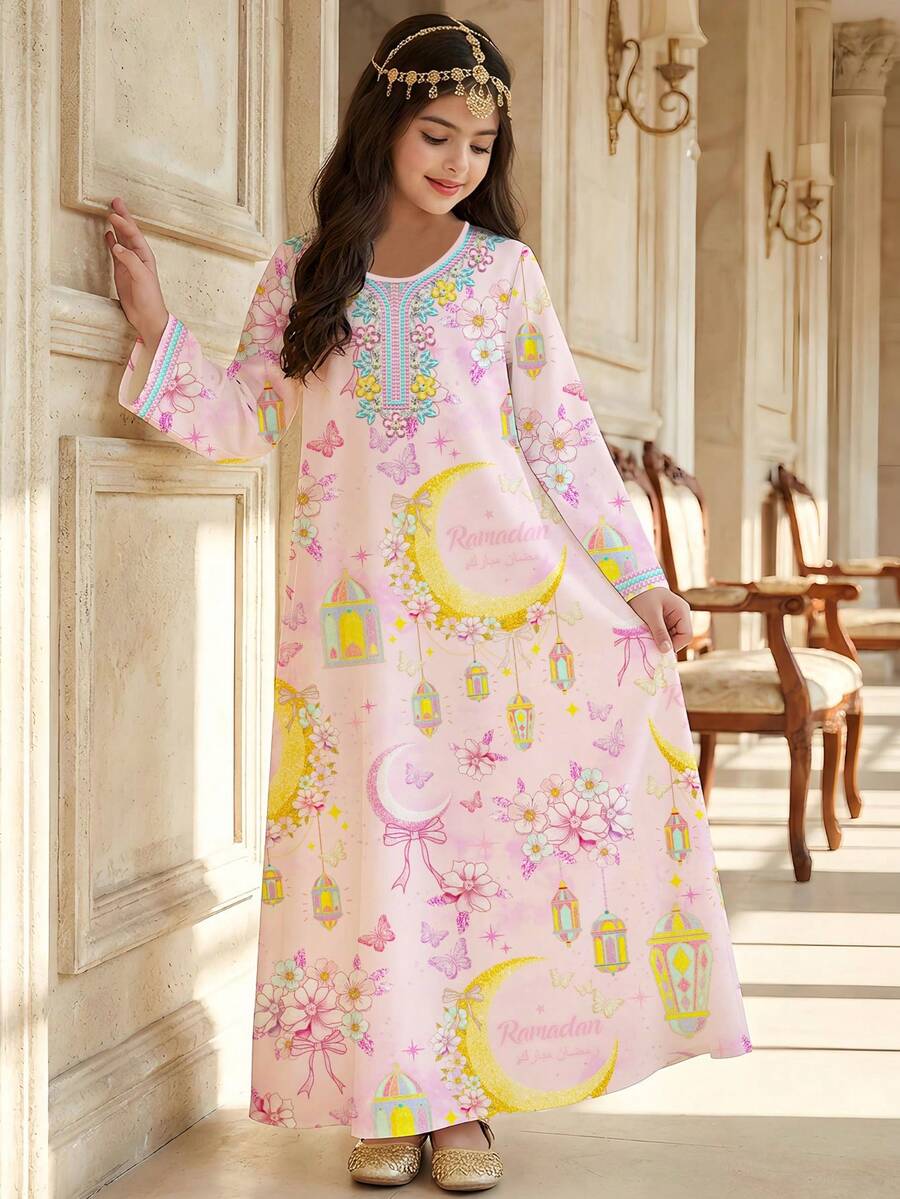 SHEIN Áo Jalabiya hoa hồng công chúa cho trẻ em, kiểu dáng thanh lịch cổ điển đính cườm và sequin họa tiết hoa, trăng, bướm, bó hoa, váy dài tay truyền thống kín đáo kiểu Ả Rập cho bé gái tuổi teen, thích hợp cho mùa xuân/hè, váy maxi dài tay công chúa thời trang thanh lịch, áo Abaya cầu nguyện, thoải mái dễ chịu, trang phục thường ngày, phong cách nghỉ dưỡng, áo Kaftan kín đáo, áo Jalabiya trẻ em, áo Jalabiya bé gái, kiểu dáng mới - Nhiều màu - Xem 1