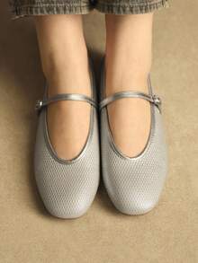 Rosivie Women's Silver Buckle Design Casual Everyday Commute Versatile Shoes Valentine's Day - Silver - View 3