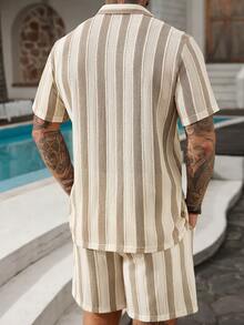 VENTUSAIL 男士卡其色提花条纹休闲度假短袖衬衫和短裤套装 - 卡其色 - 查看 2