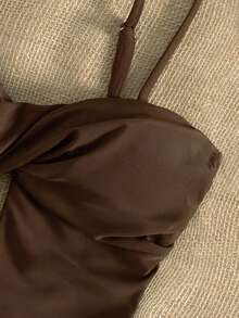 Swim Chiccia 1件装女士性感休闲度假简约优雅纯色镂空扭结肩带连体泳衣，春夏款 - 棕色 - 查看 3