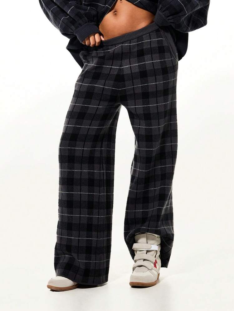 SUMWON WOMEN Oversized Check Jacquard Knitted Wide Leg Joggers