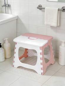 1个塑料折叠便携手持折叠凳椅，适合成人，是户外钓鱼、旅行、露营、野餐的理想之选，春夏秋三季户外家具旅行必备品。 - 彩色 - 查看 13