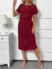 SHEIN Clasi 杏色度假风圆领短袖修身中长连衣裙，适合夏季休闲、度假、日常通勤。 - 酒紅色 - 查看 1