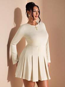 SHEIN BAE 大码女装、曲线身材服装、夏季海滩度假服装、约会装、外出装、音乐节装、乡村音乐节装、派对聚会装、节日服装、演唱会服装、嘉年华派对服装、节日服装、ins风服装、卡其色西装裤、办公服装、通勤服装、工作服、长袖迷你连衣裙、女士生日礼服、女士太阳裙 - 杏色 - 查看 5
