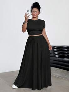 Dripcurv 2 件大码套装：休闲弹力短袖上衣和长款修身裙，灰色 - 黑色 - 查看 1