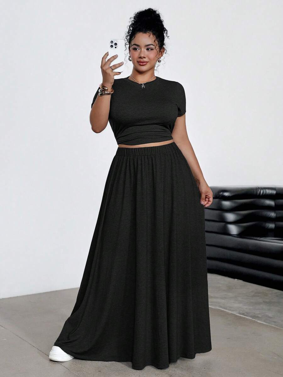 Dripcurv 2 件大码套装：休闲弹力短袖上衣和长款修身裙，灰色 - 黑色 - 查看 1