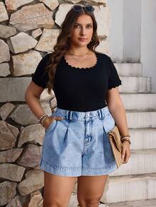 EMERY ROSE Plus Size Women Casual Loose Light Wash Denim Shorts With Pockets - Light Wash - View 6