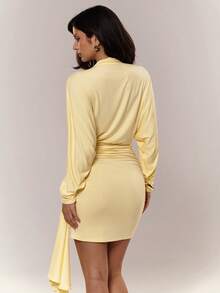 Aloruh Damen Einfarbiges Rüschen-Bindung Dekor Mode Date Party Mini Kleid - Gelb - Übersicht 2