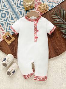 SHEIN Infant Boy Mandarin Collar Front Snap Closure Geometric Pattern Jumpsuit, Spring/Summer - White - View 1