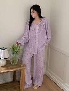 Dazy Plus 两件套可爱卡通印花宽松睡衣套装，长款上衣和长裤，适合春夏秋季穿着。 - 紫色 - 查看 6
