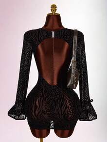 Amplova 女士迷你连衣裙，豹纹植绒，性感露背，透视网纱袖，前开衩，秋冬款 - 黑色 - 查看 2