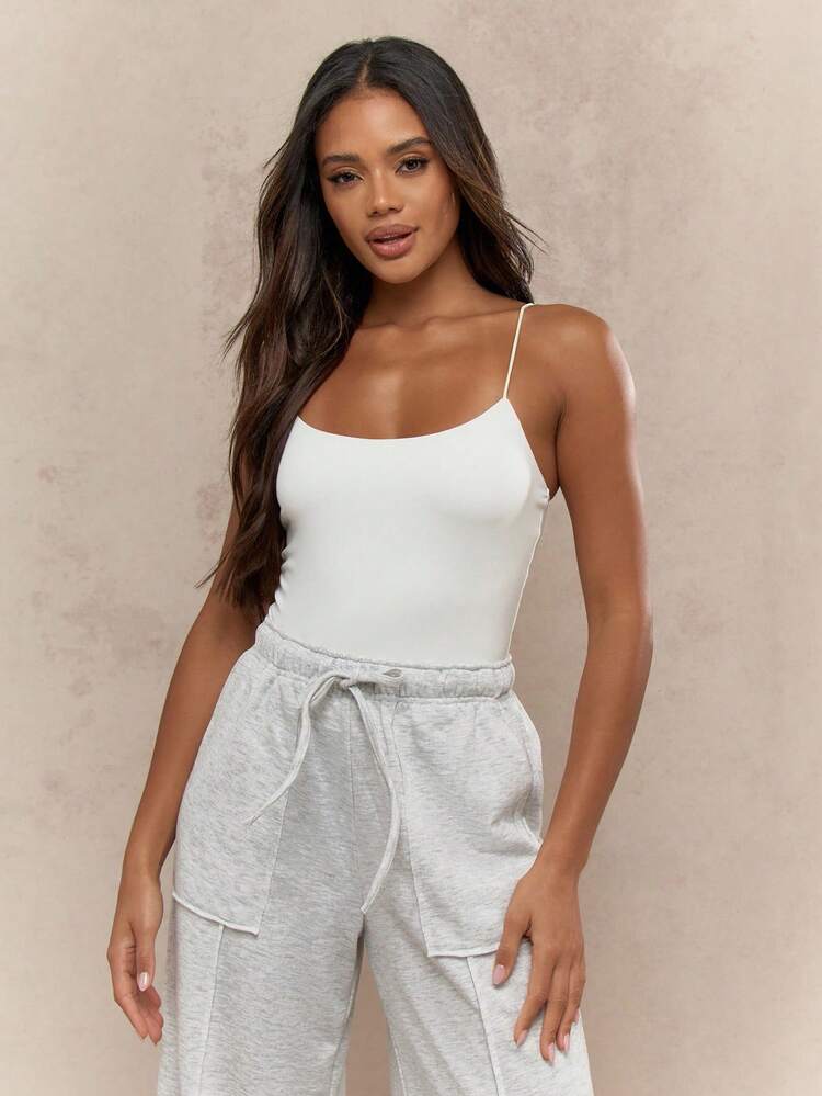 MISSGUIDED Spaghetti Strap Cami Tank Top Sleeveless Basic Layering Camisole Summer Essential Casual Slim Fit Adjustable Straps Form Fitting Minimalist