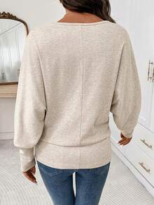 Editum 女士优雅圆领杏色柔和色长袖T恤，适合日常穿着和多种场合，秋冬季 - 卡其色 - 查看 6