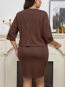 Reflora Conjunto de 2 piezas de talla grande: Blusa de unicolor elegante para uso diario y vestido bordado con lentejuelas - Marrón - Ver 2