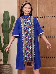 SHEIN Conjunto de 2 piezas de niña preadolescente con cárdigan casual suelto y elegante con decoración de cinta y vestido con estampado de estilo palaciego - Azul - Ver 3