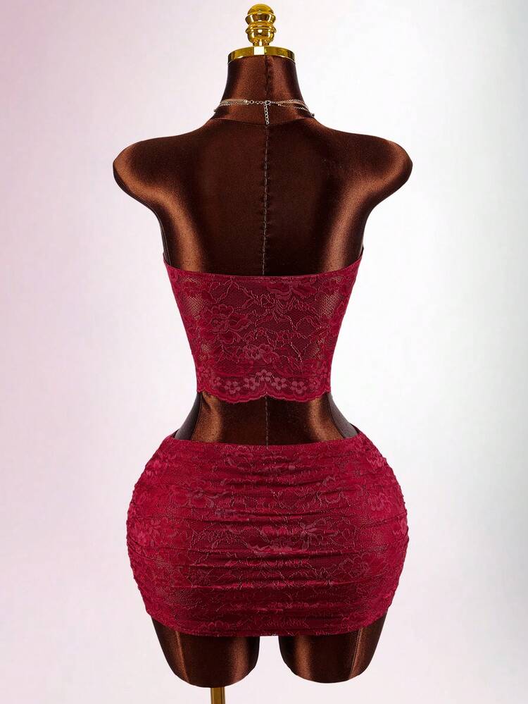 Amplova 女士鱼骨蕾丝两件套性感露脐上衣和迷你裙套装，时尚装扮，适合情人节约会，露肩抹胸上衣 - 酒紅色 - 查看 2