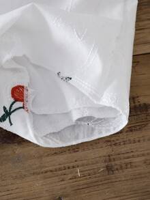 SHEIN 女婴花卉刺绣雪纺蝴蝶结装饰无袖上衣和短裤两件套，甜美活泼，适合夏季 - 白色 - 查看 7