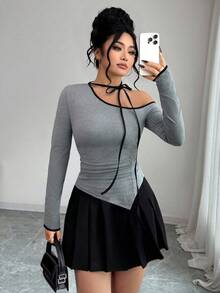 Elenzga Áo thun tay dài viền bất đối xứng họa tiết khối màu cỡ lớn dành cho nữ kèm dây đeo nơ - Màu xám đen - Xem 7
