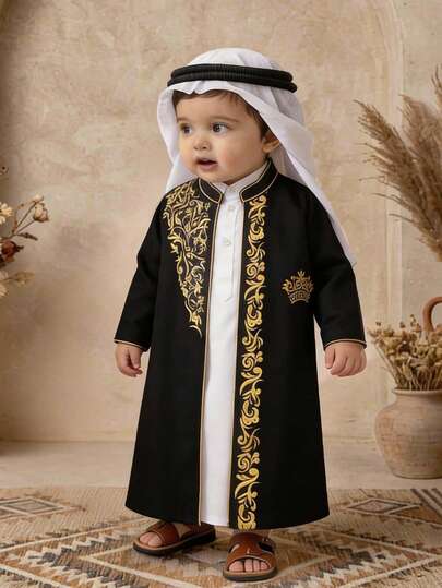 SHEIN 2-Piece Set Of Young Boys Casual Sportswear, Retro Art And Literature, Retro With Golden Edge Woven Ribbon, Long Open Cardigan And Shirt Robe, Cost-Effective Set Suitable For Kids Outfits, Young Boy Clothes, Back To School Boys Set, Suitable For Birthday Parties, Evening Parties, Performances, Weddings, Christenings, School Openings, Daily Life, Suitable For School, Suitable For Travel, Suitable For Spring And Summer