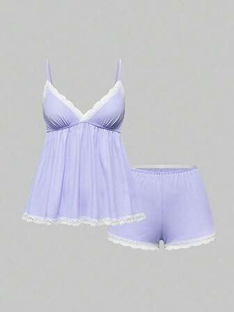 Set pigiama casual con canotta e pantaloncini a costine con pizzo