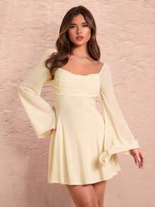SHEIN BAE Vestido Princesa Elegante de Cor Sólida Vermelho/Borgonha, Decote Quadrado, Manga Longa, Costas Abertas, Cintura com Laço, Adequado para Outono/Inverno, Primavera, Dia dos Namorados, Festa, Encontro Romântico, Dama de Honra, Formatura, Trabalho, Uso Diário - Damasco - Visão 3