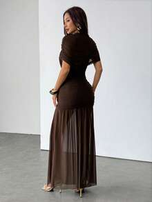 SHEIN PETITE 优雅褶皱半身修身连衣裙，适合鸡尾酒会、浪漫约会、秋冬叠穿、派对、正式聚会、圣诞节、女士冬季连衣裙、新年连衣裙、优雅派对连衣裙、女士优雅连衣裙、新年连衣裙、优雅派对连衣裙 - 棕色 - 查看 3