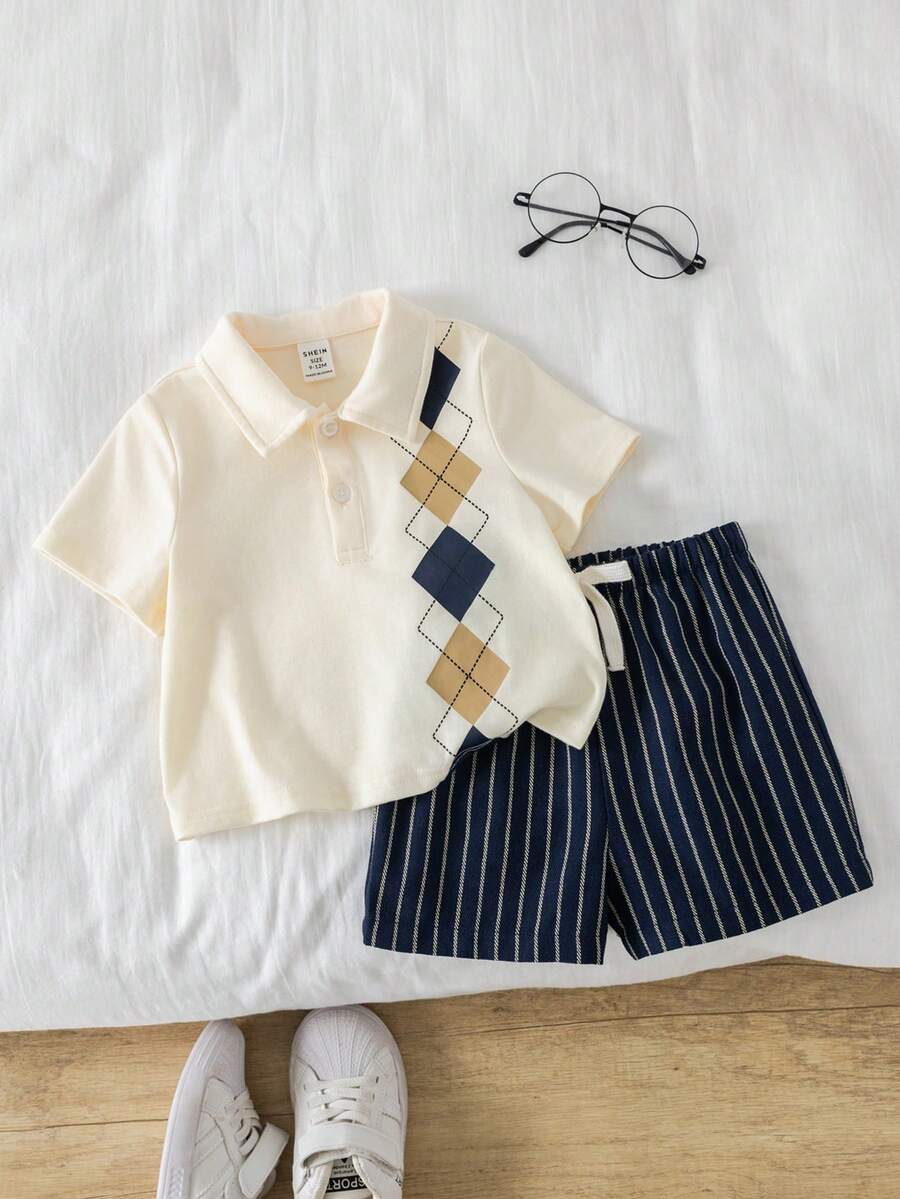 SHEIN 2件套幼儿男童休闲可爱条纹印花短袖polo衫和条纹短裤套装,春夏男婴服装套装 - 藏藍色 - 查看 1