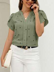 Reflora Plus Size Notch Neck Petal Sleeve Heart Print Minimalist Top Valentines - Mint Green - View 8