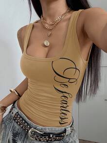 StreetHx 女士黑色百搭通勤U领银色英文字母印花街头风修身吊带背心，春夏款 - 卡其色 - 查看 4