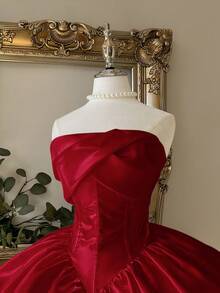 Lovelzi 优雅奢华的白色缎面无肩带收腰双层蛋糕裙，适合单身派对、婚礼、毕业典礼、度假、正式舞会等场合。 - 酒紅色 - 查看 7