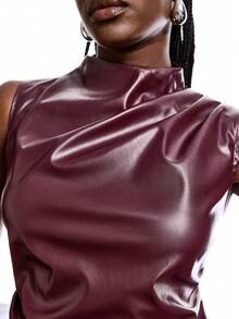 SHEIN EZwear 大码不对称褶皱腰身复古性感机车酒红色纯色PU吊带背心，适合春秋季穿着 - 酒紅色 - 查看 6