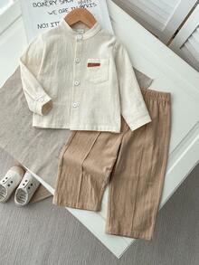 SHEIN Playful Pals Bộ 2 món áo sơ mi cổ bẻ tay dài và quần dài cho bé trai sơ sinh, chất liệu cotton pha linen, màu be, phong cách thường ngày mùa hè, đồ gia đình đồng bộ cho bé trai 6 tháng - 3 tuổi - Màu be - Xem 3