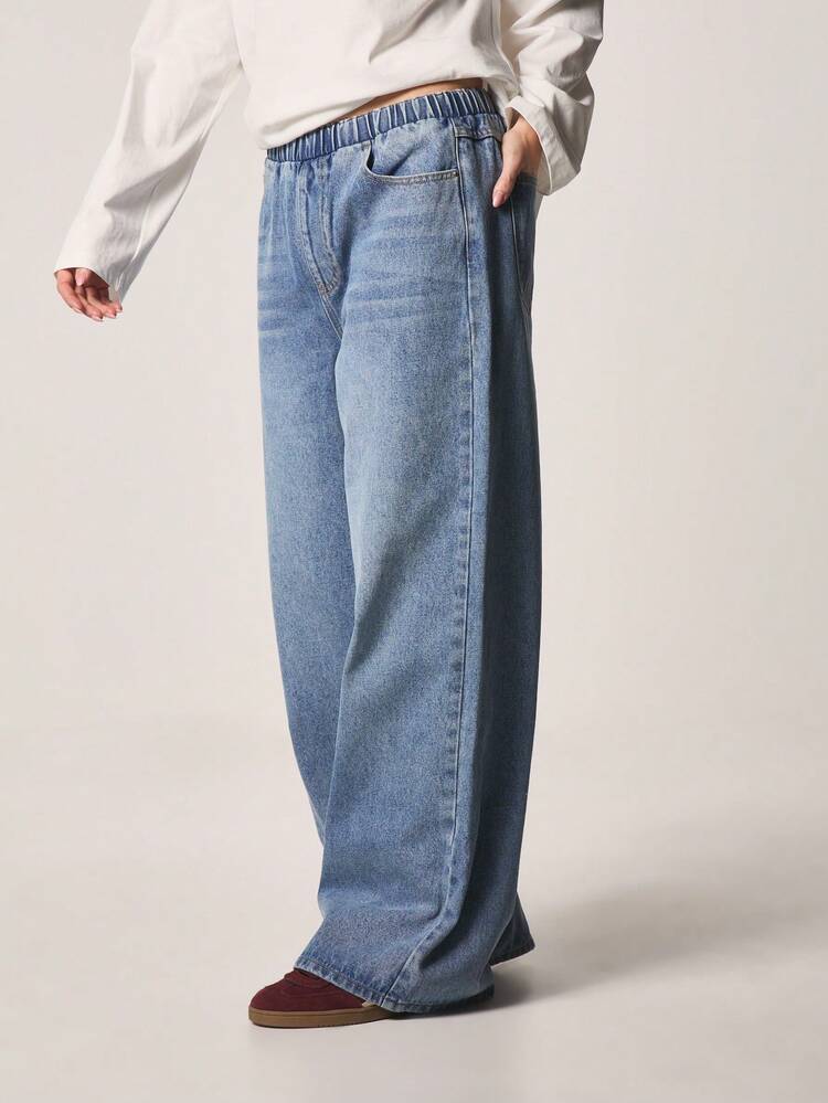 MISSGUIDED High Rise Elasticated Waist Wide Leg Denim Jeans With Medium Wash And Side Pockets For Casual Everyday Wear