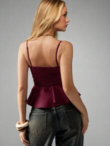 MISSGUIDED Blusa sin mangas con escote de corazón, ajustada en el busto, con volantes en el bajo y tirantes de espagueti - Burdeos - Ver 2