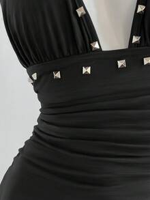 Elamini Sexy Retro Minimalist V-Neck Ruffle Hem Waist Cinched Dress For Women - Black - View 6