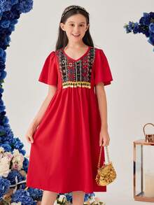 SHEIN 青少年女孩幾何圖案v領短袖a字裙,下擺弧形設計 - 紅色 - 查看 3