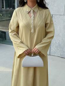 Al Najma Gaun Wanita Elegan Gaya Arab Lengan Panjang dengan Dekorasi Kerah Berlian Imitasi - Mustard Yellow - View 8