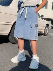 SHEIN Little Byeori Tween Jungen Mode Homecoming Streetwear Mix und Match vielseitiges Design Vintage cool Straße locker bequem und erfrischend blaue 6-Inch Patch Details und Tasche Design Jeans für den täglichen Gebrauch und Frühling bis Sommer Rave Festival und Streetwear - Blau - Übersicht 5